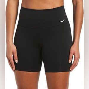 Nike Women’s Black Dri-FIT High Rise 7” Bike athletic sporty Shorts Size L